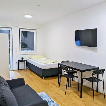 Vienna'S Danube Apartments Exteriör bild