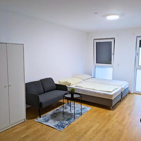 Vienna'S Danube Apartments Exteriör bild